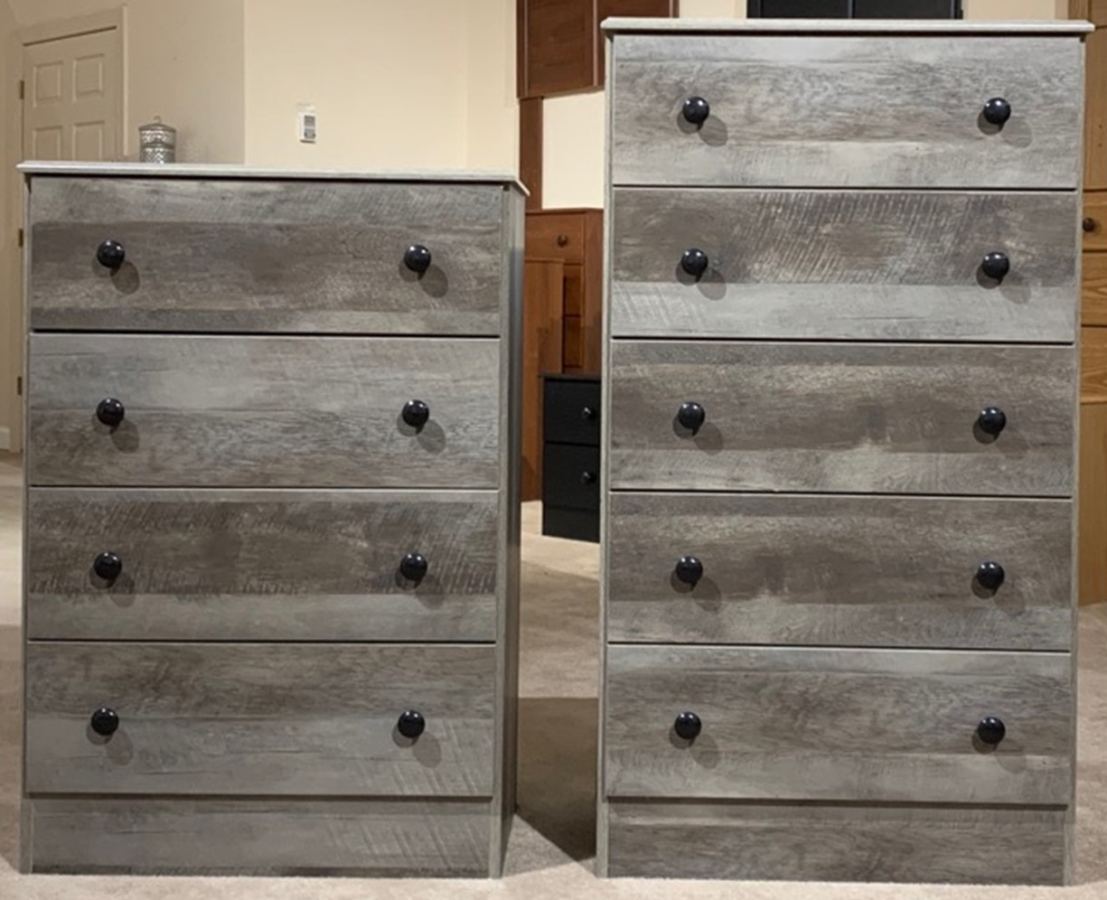 (image for) 194 Grey Chest